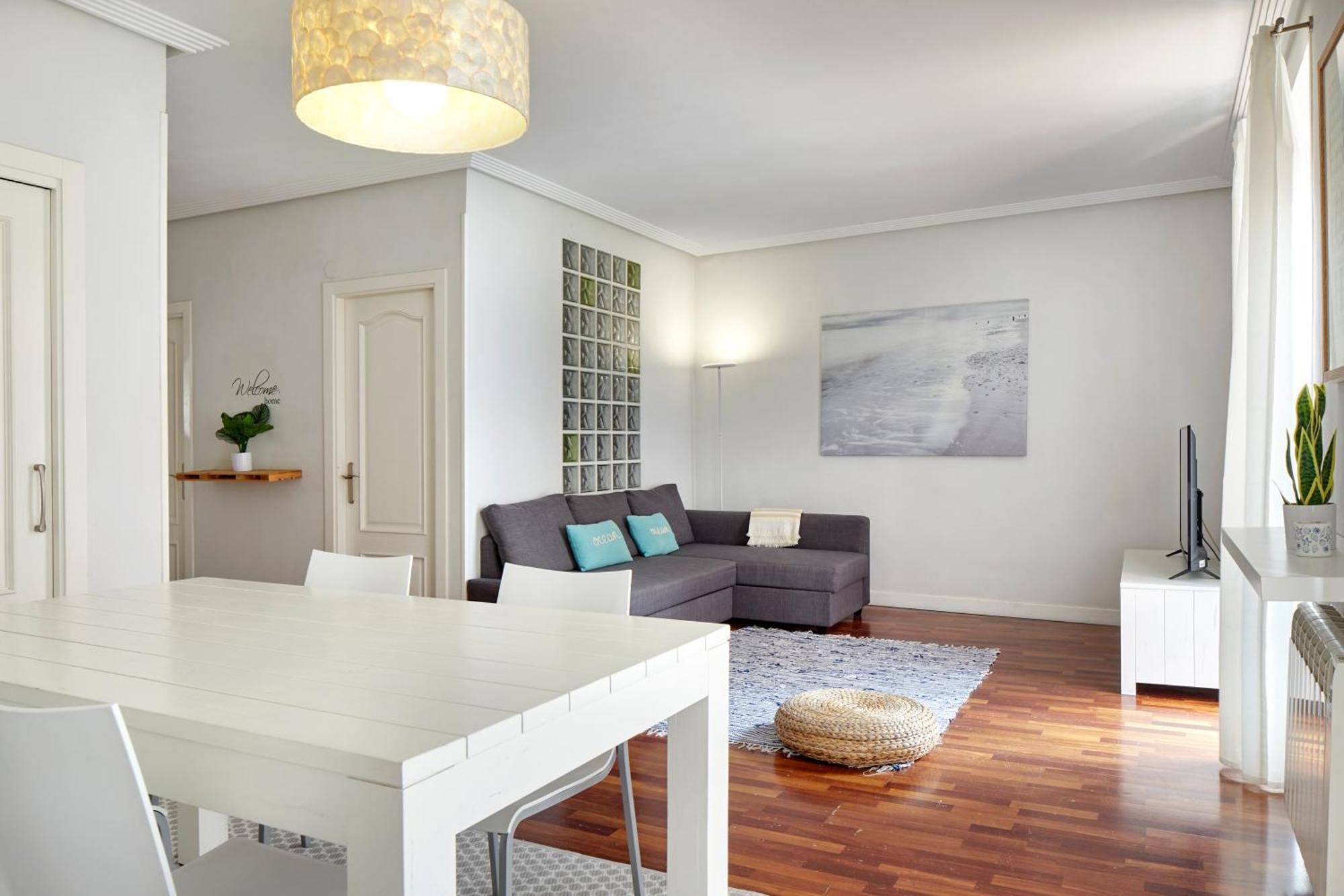 Always Easy I Escolta Real Apartment Сан Себастиан Екстериор снимка